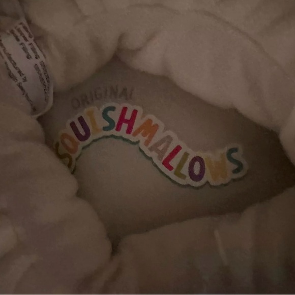 SQUISHMALLOWS Youth SZ 13/1 Kid Slippers KEVIN THE KOALA Brand New with Traction - Picture 10 of 12